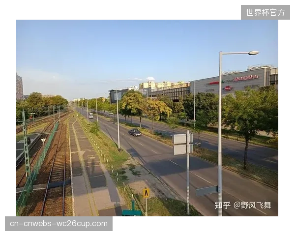 爆满球场内的转播公网为何总是频频瘫痪？基建盲区限制了多视角分发
